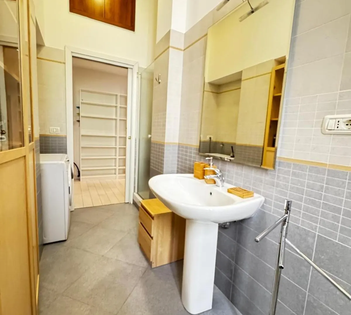 Apartament Kibilu - Bilocale Citta Studi, San Raffaele, Linate Mediolan