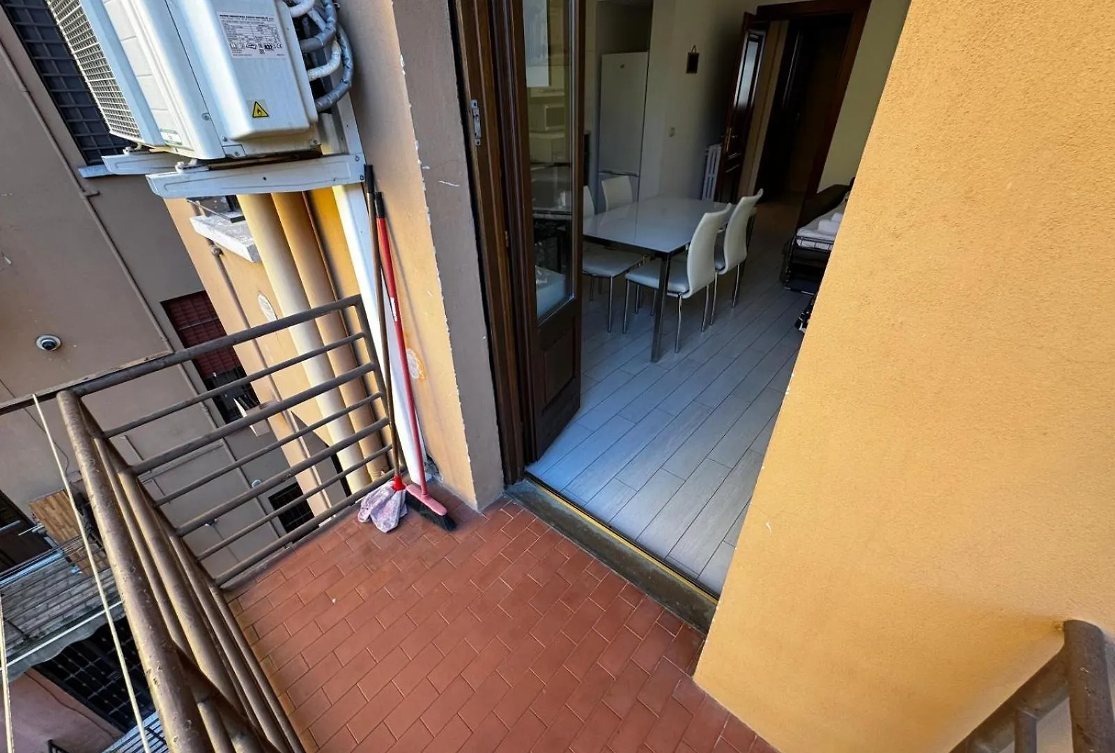 Apartament Kibilu - Bilocale Citta Studi, San Raffaele, Linate Mediolan